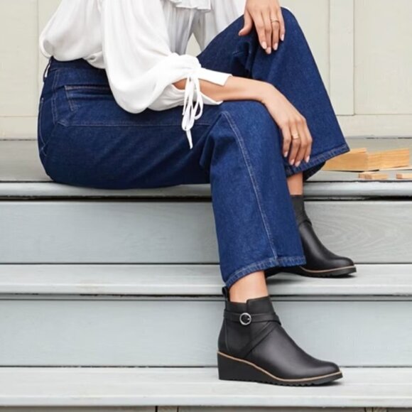 Life Stride Zinfandel Wedge Bootie - Picture 11 of 12